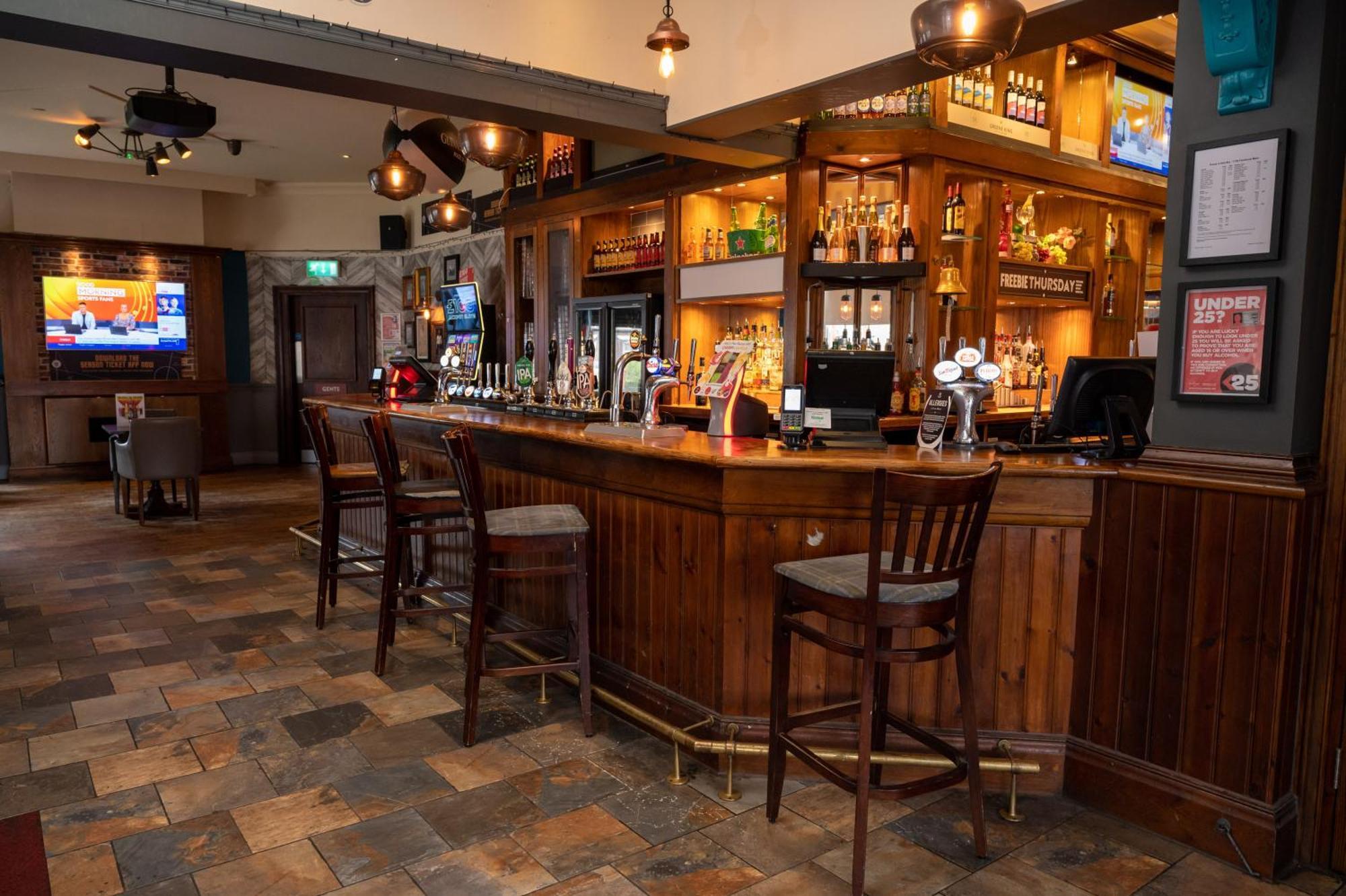 The Fernhurst By Greene King Inns ブラックバーン エクステリア 写真