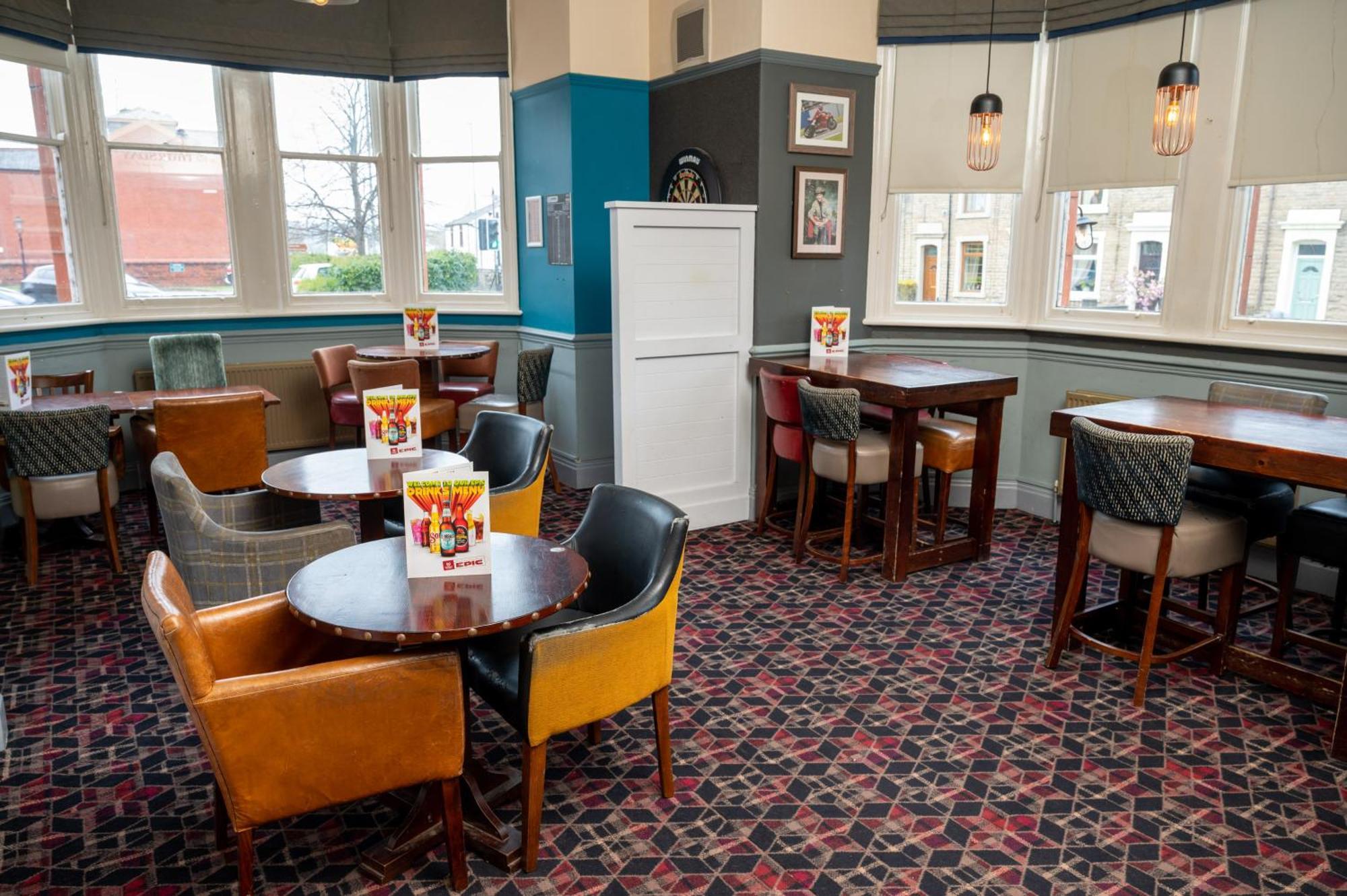 The Fernhurst By Greene King Inns ブラックバーン エクステリア 写真